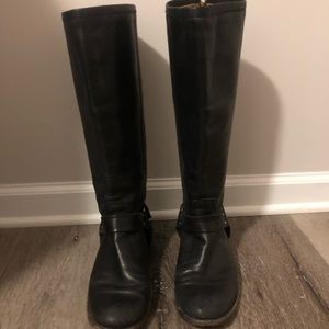 Black Phillip harness Frye boots